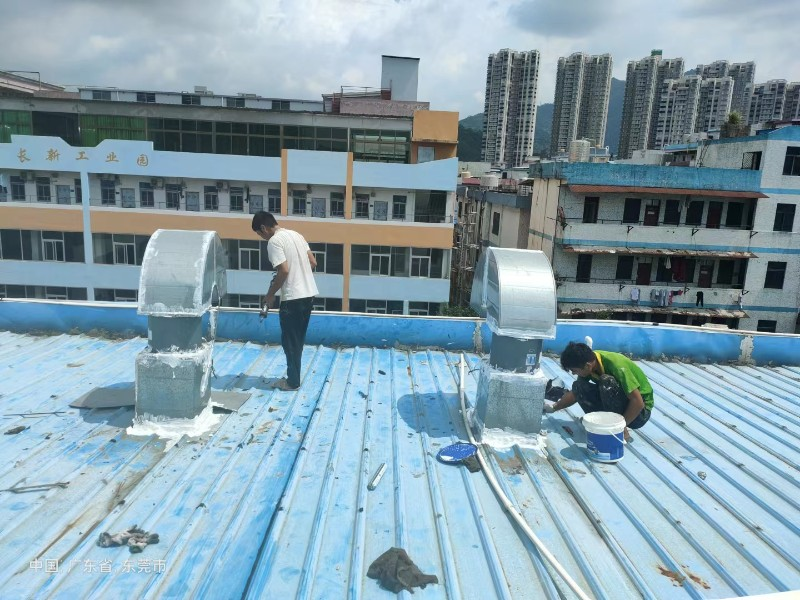 京山钢结构屋面涂料维修方法